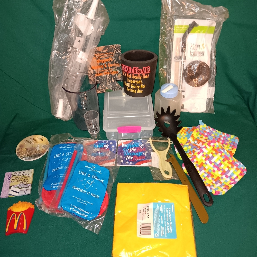 Junk Drawer Lot Kitchen 20 Pieces Magnets Utensils Trivets Some NWT